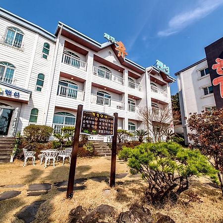 Jeju Hue Pension Seogwipo Zewnętrze zdjęcie